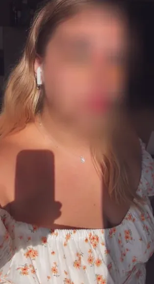 Alina, 27