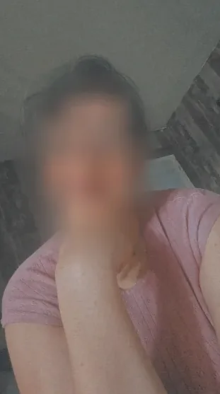 Amira, 27