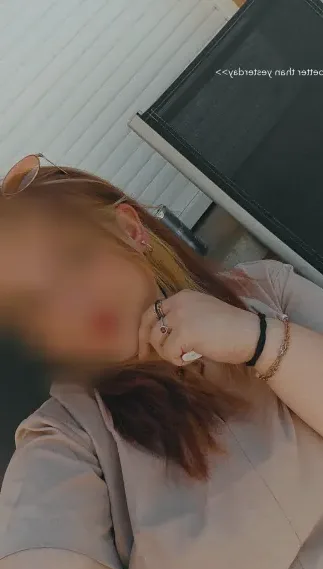 Lucia, 27
