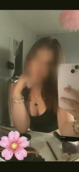Marie, 20