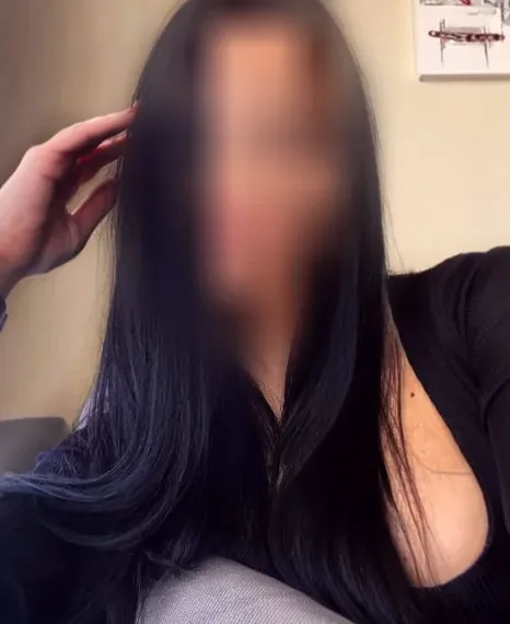Sarah, 36
