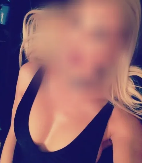 Simone, 36